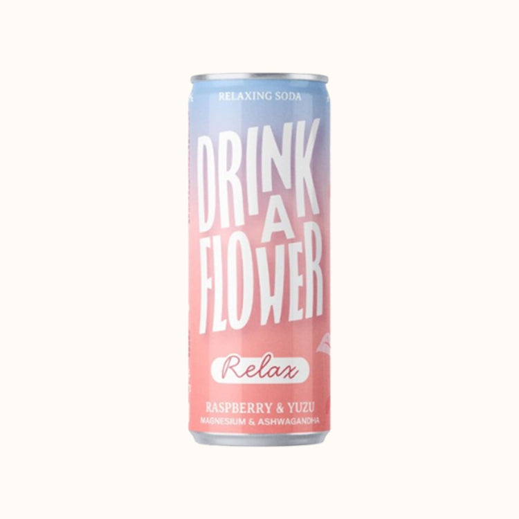 Drink A Flower Relax soda Raspberry & Yuzu blikje op witte achtergrond