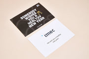 Voor- en achterkant van een gepersonaliseerd nieuwjaarskaartje van JustBite voor imec met de tekst 'Somebody wishes you a healthy new year' en de boodschap 'We wish you a healthy new year!'.
