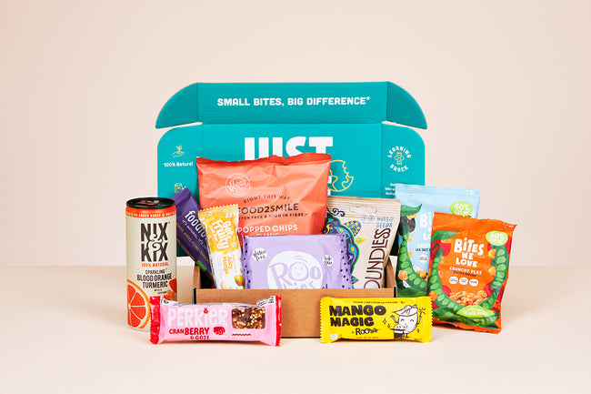 Mix box met gezonde snacks en drinks voor eindejaar